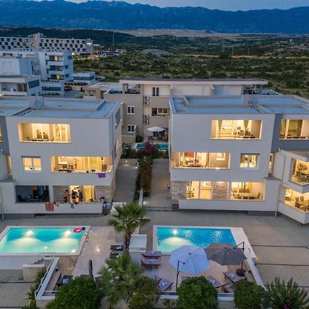 Apartments & Rooms Danivan Pool Villas B Novalja Luaran gambar