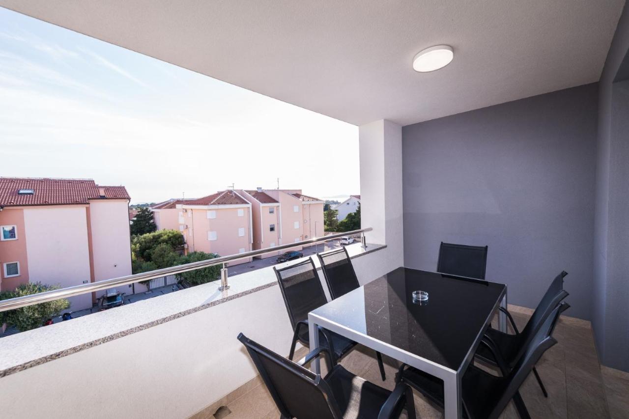 Apartments & Rooms Danivan Pool Villas B Novalja Luaran gambar