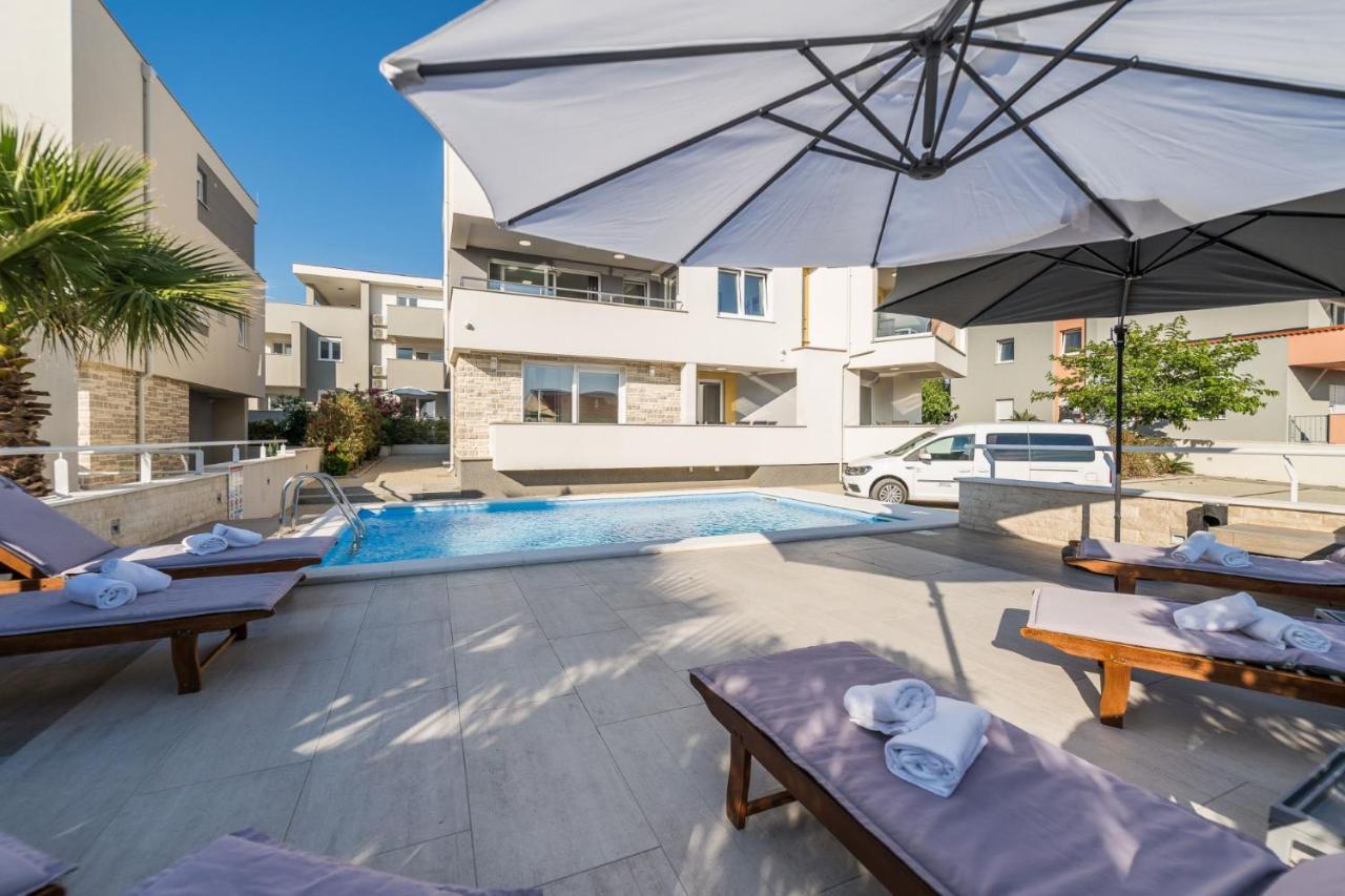 Apartments & Rooms Danivan Pool Villas B Novalja Luaran gambar