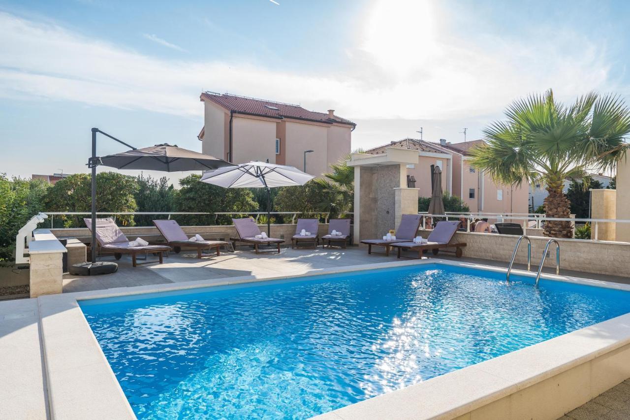 Apartments & Rooms Danivan Pool Villas B Novalja Luaran gambar