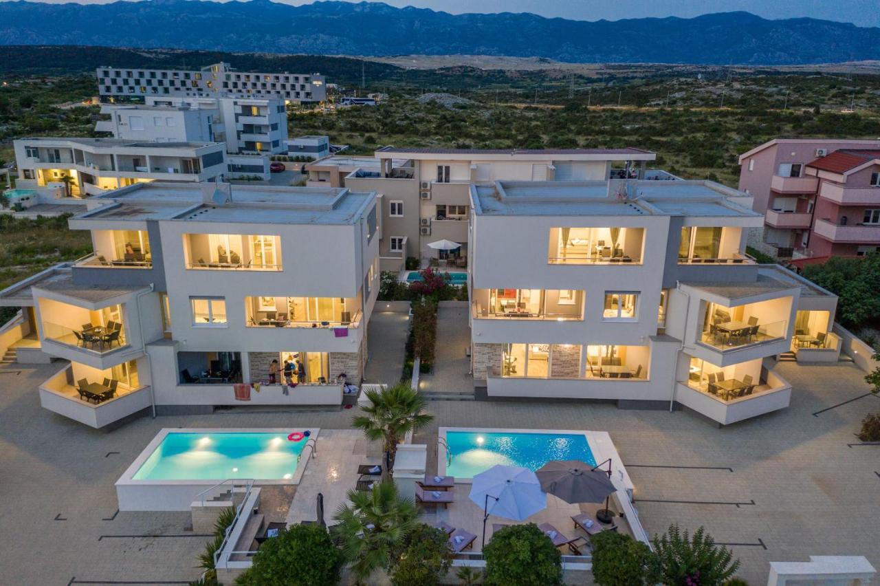 Apartments & Rooms Danivan Pool Villas B Novalja Luaran gambar
