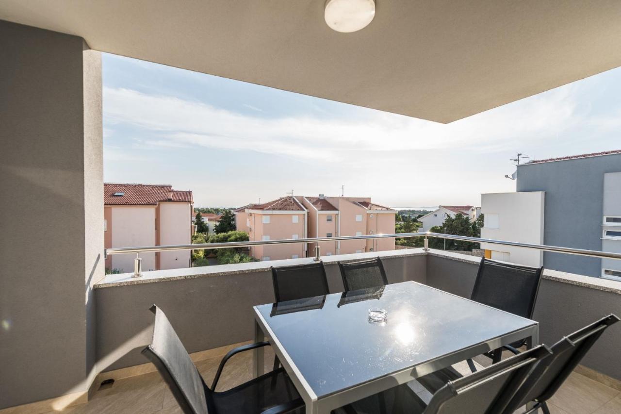 Apartments & Rooms Danivan Pool Villas B Novalja Luaran gambar
