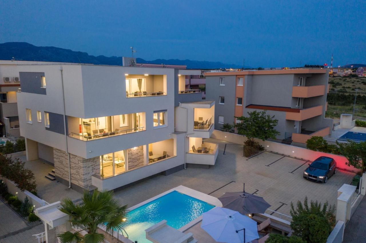 Apartments & Rooms Danivan Pool Villas B Novalja Luaran gambar