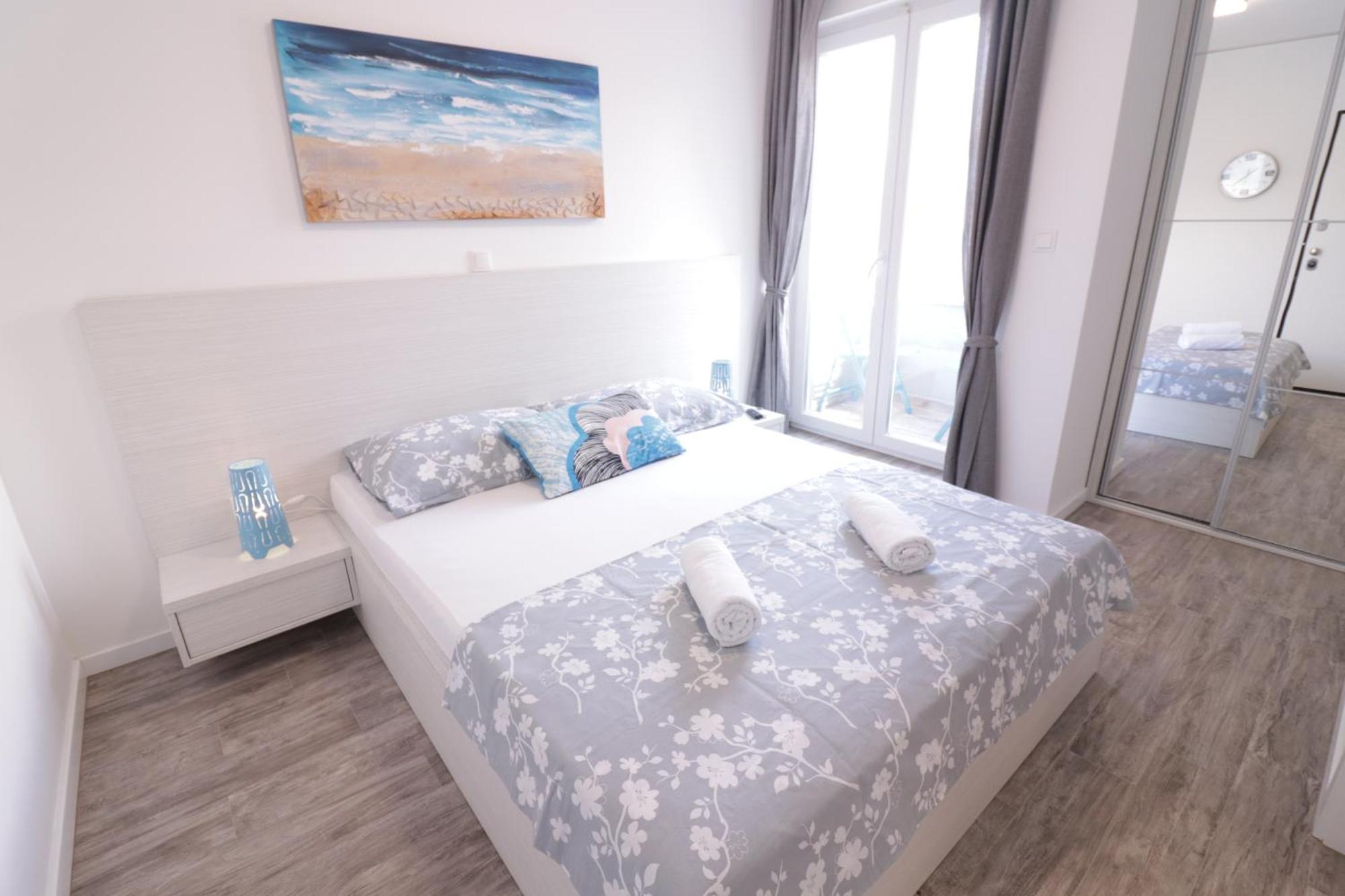 Apartments & Rooms Danivan Pool Villas B Novalja Bilik gambar